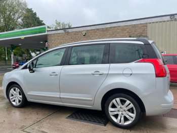Used Peugeot 5008 2013 for sale - 74489004: Photo