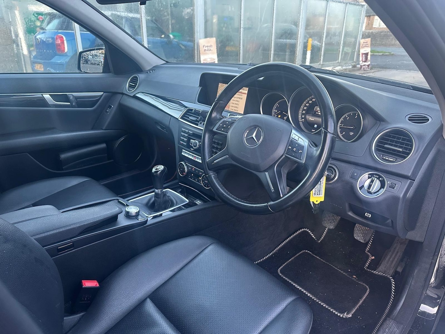 Used Mercedes-Benz C Class 2014 for sale - 76377555: Photo 12