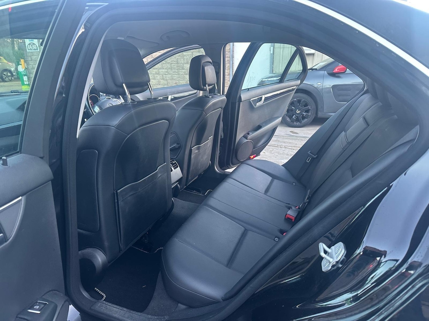 Used Mercedes-Benz C Class 2014 for sale - 76377555: Photo 18