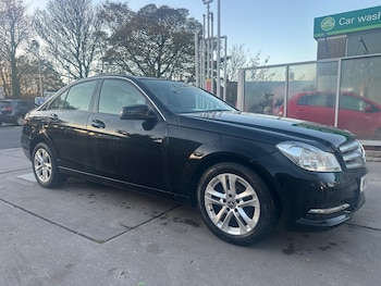 Used Mercedes-Benz C Class 2014 for sale - 76377555: Photo