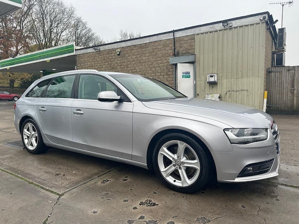 Used Audi A4 Avant 2015 for sale - 75609725: Photo 2