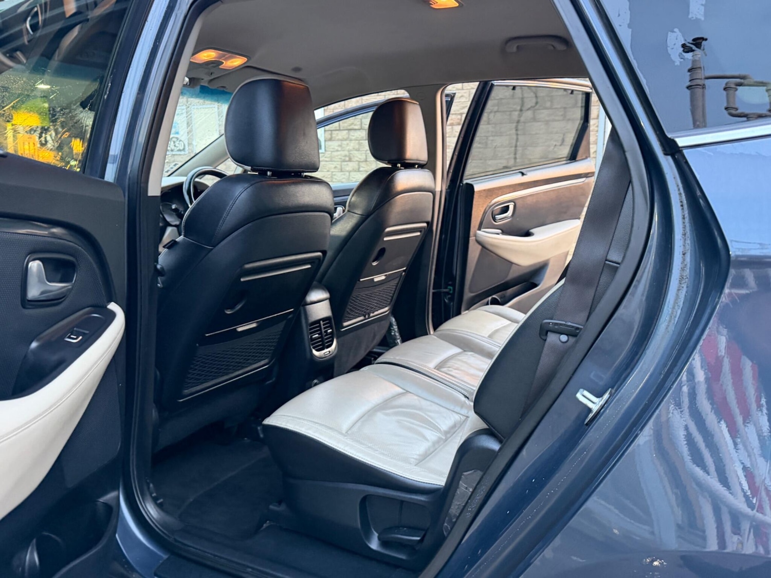 Used Kia Carens 2016 for sale - 76899285: Photo 13