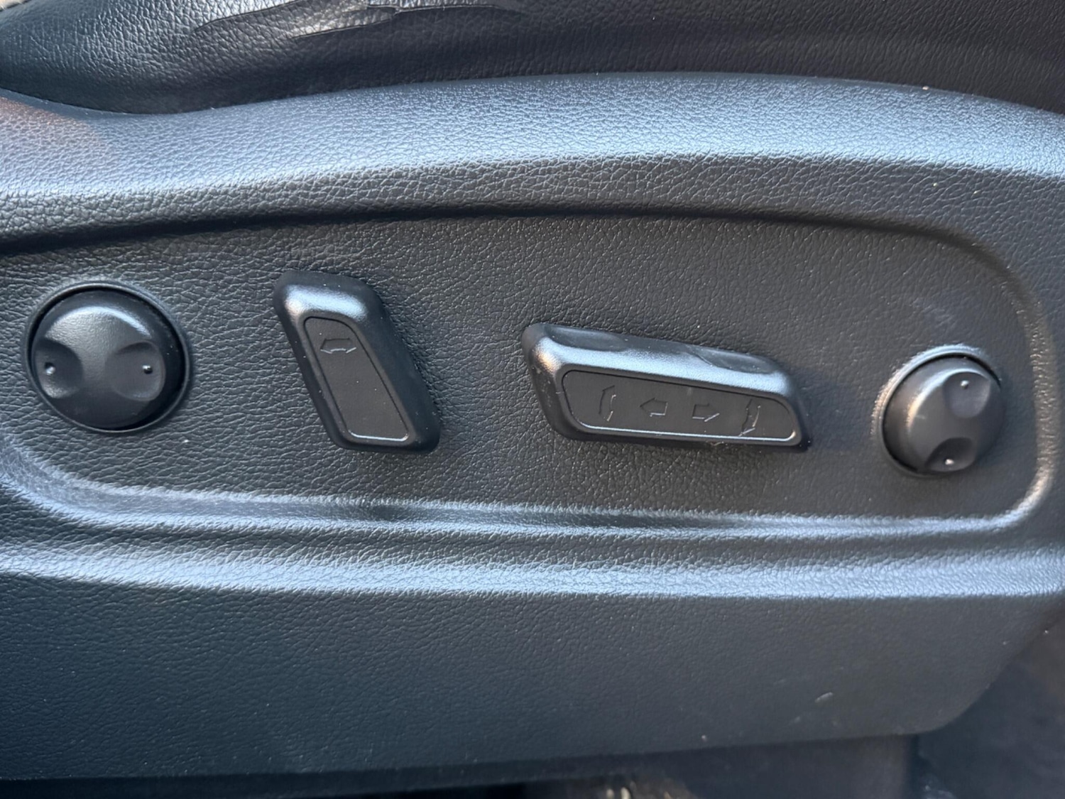 Used Kia Carens 2016 for sale - 76899285: Photo 22