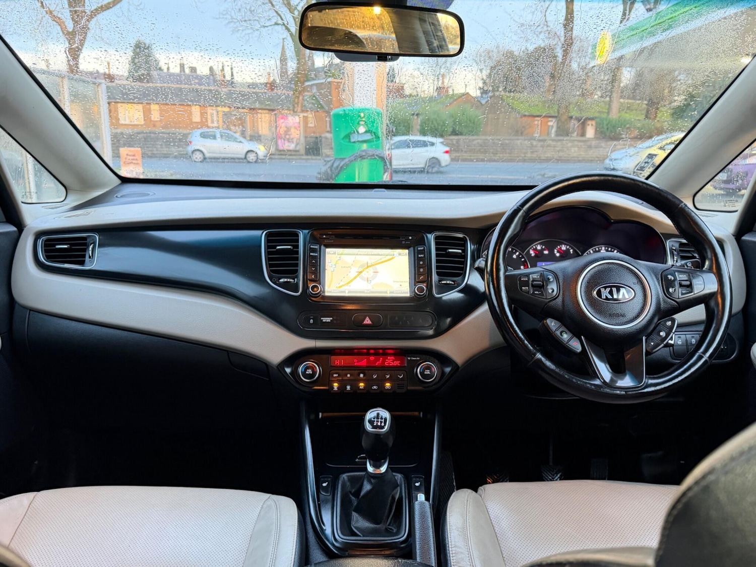 Used Kia Carens 2016 for sale - 76899285: Photo 23