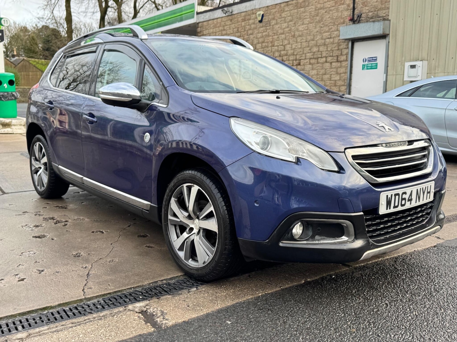 Used Peugeot 2008 2015 for sale - 76527963: Photo 2