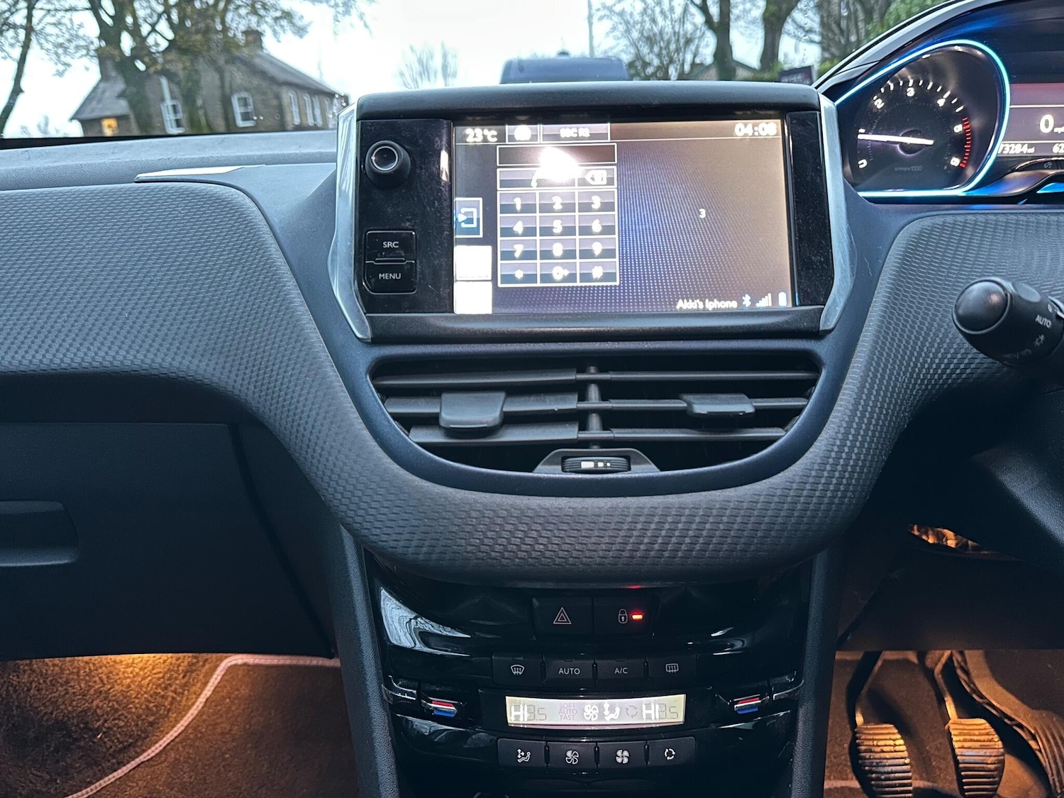 Used Peugeot 2008 2015 for sale - 76527963: Photo 20