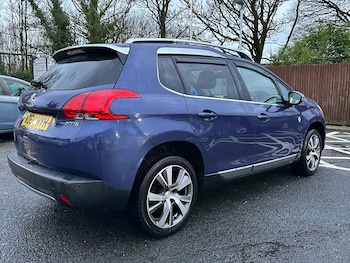 Used Peugeot 2008 2015 for sale - 76527963: Photo