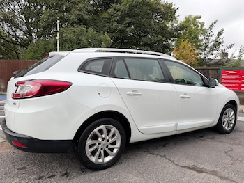 Used Renault Megane 2015 for sale - 76152793: Photo