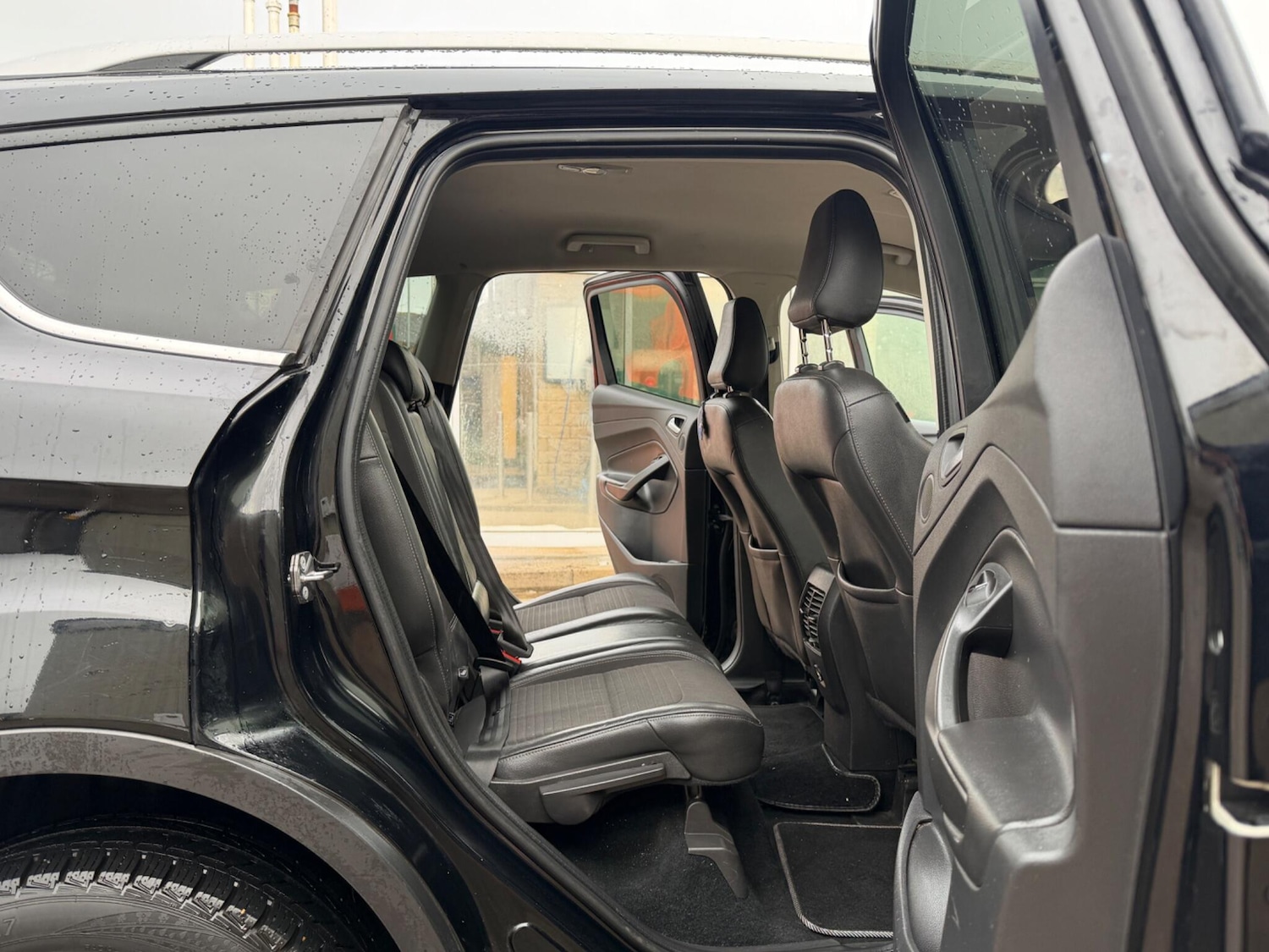 Used Ford Kuga 2017 for sale - 77376817: Photo 11