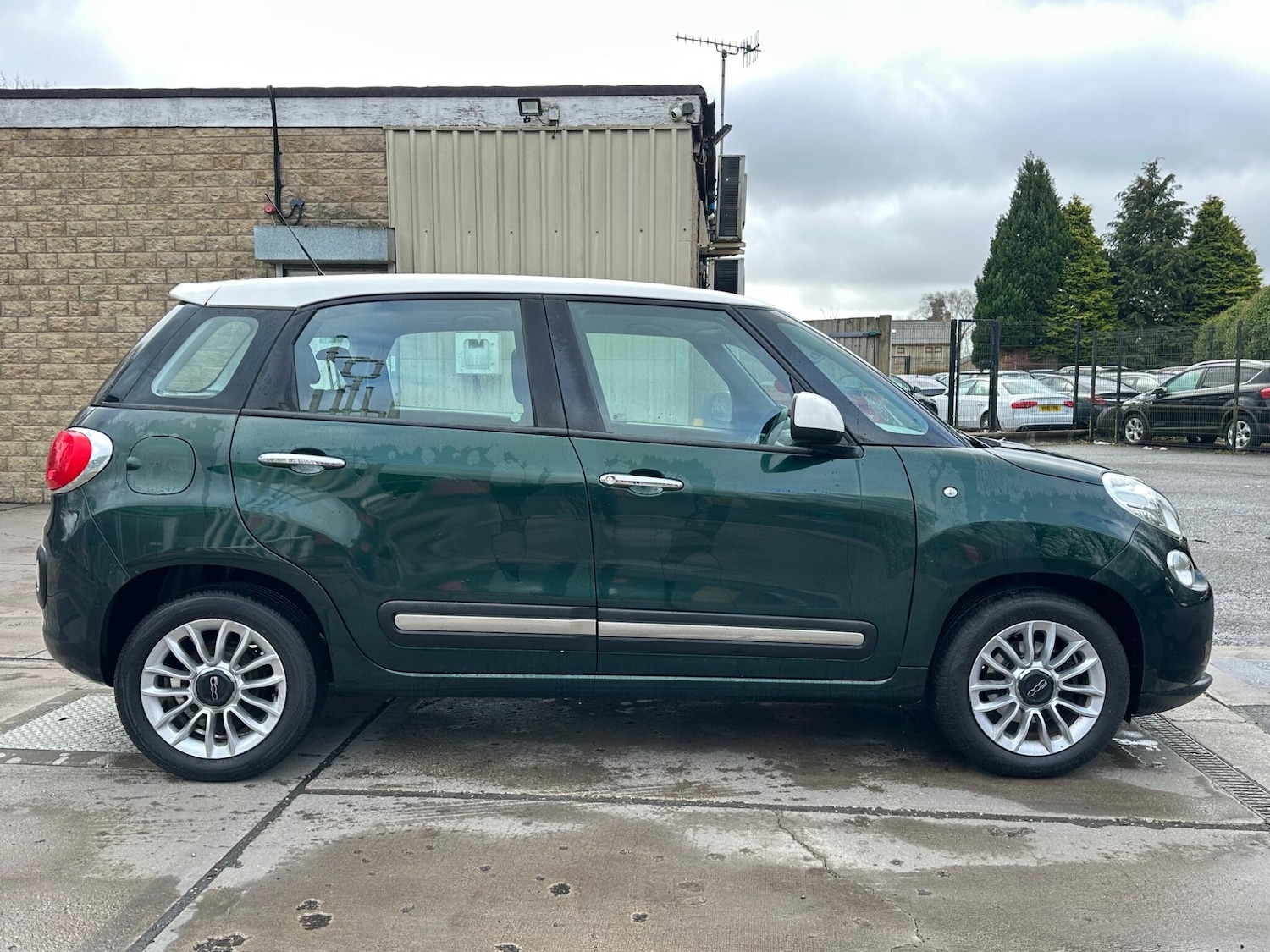 Used Fiat 500L 2014 for sale - 77839382: Photo 5