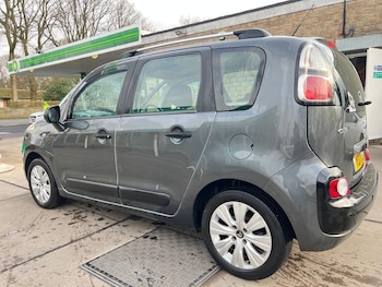 Used Citroen C3 Picasso 2017 for sale - 75553157: Photo