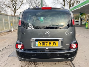 Used Citroen C3 Picasso 2017 for sale - 75553157: Photo