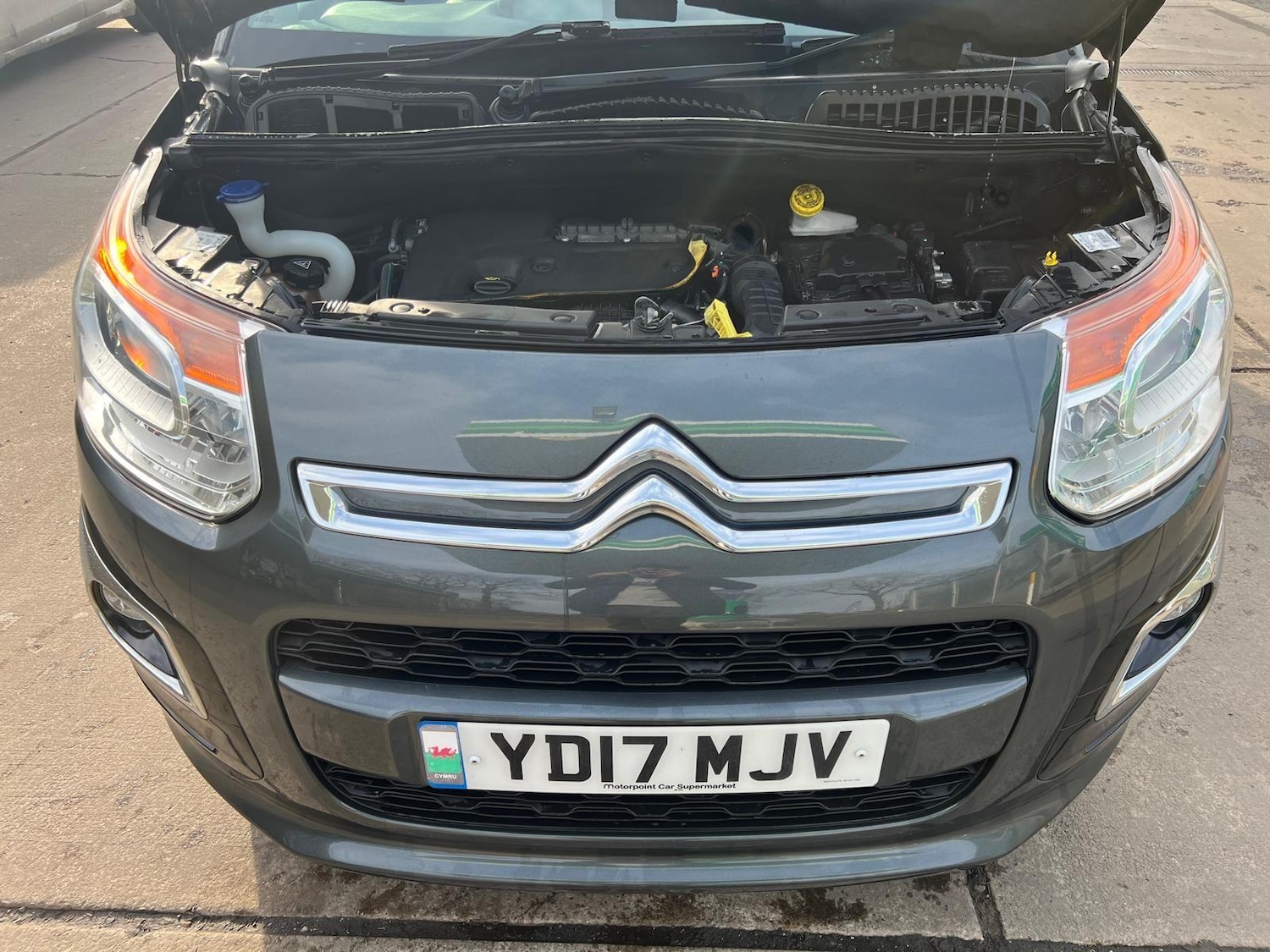 Vehicle 8