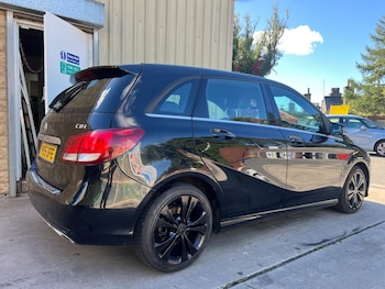 Used Mercedes-Benz B-Class 2015 for sale - 76020378: Photo