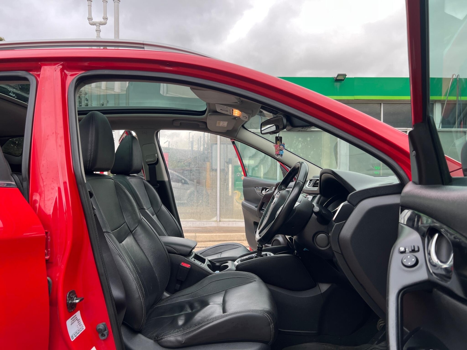 Used Nissan Qashqai 2014 for sale - 75978857: Photo 10