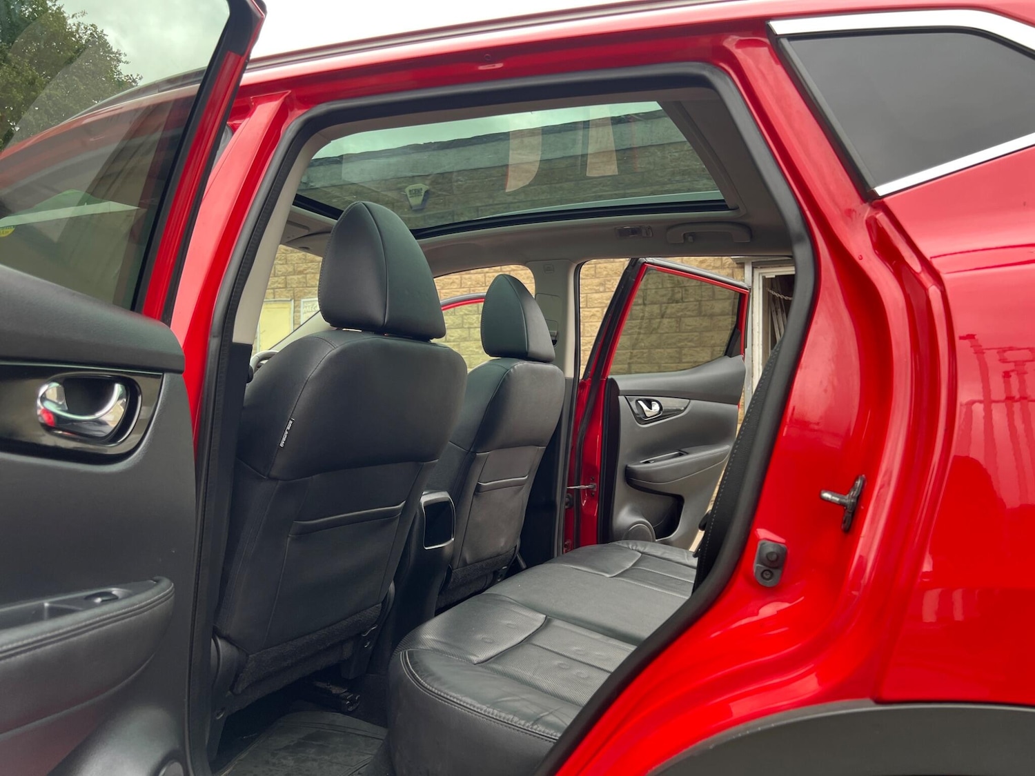 Used Nissan Qashqai 2014 for sale - 75978857: Photo 14