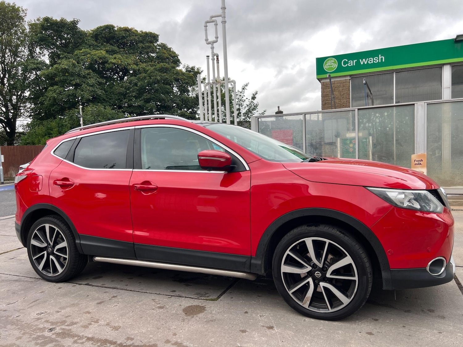 Used Nissan Qashqai 2014 for sale - 75978857: Photo 2