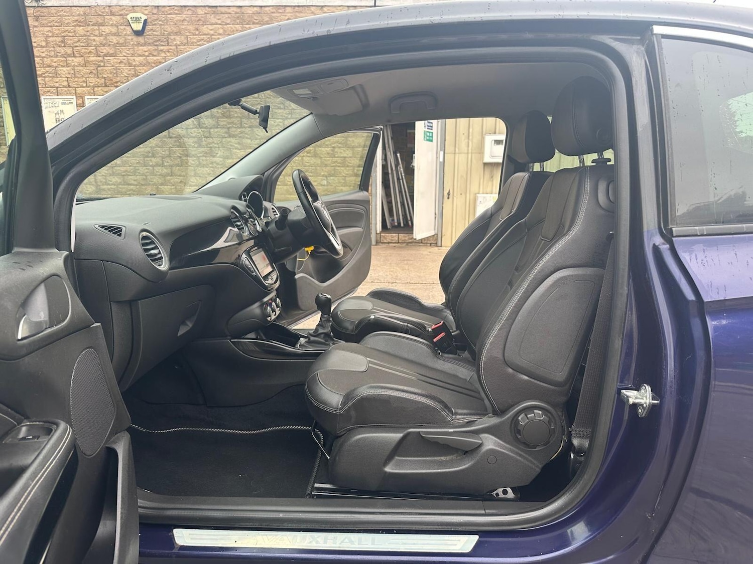 Used Vauxhall ADAM 2014 for sale - 76988751: Photo 22