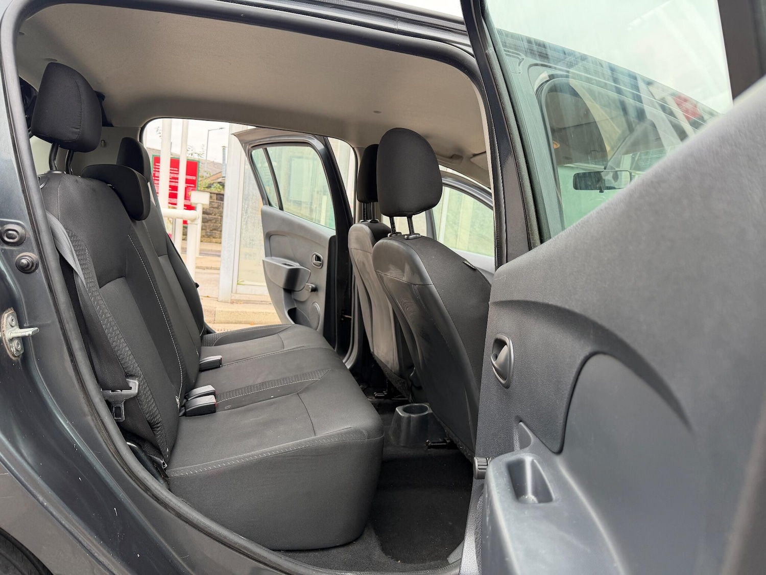 Used Dacia Sandero 2017 for sale - 76269942: Photo 15