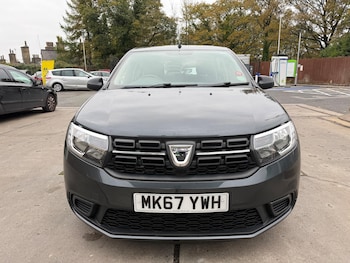 Used Dacia Sandero 2017 for sale - 76269942: Photo