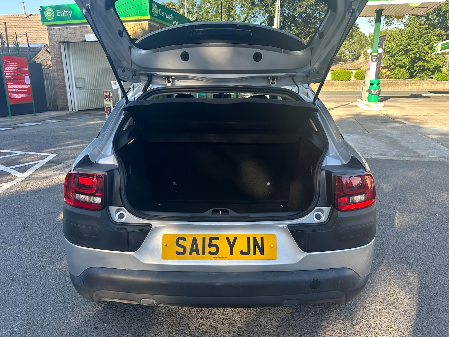 Used Citroen C4 Cactus 2015 for sale - 76499925: Photo 13