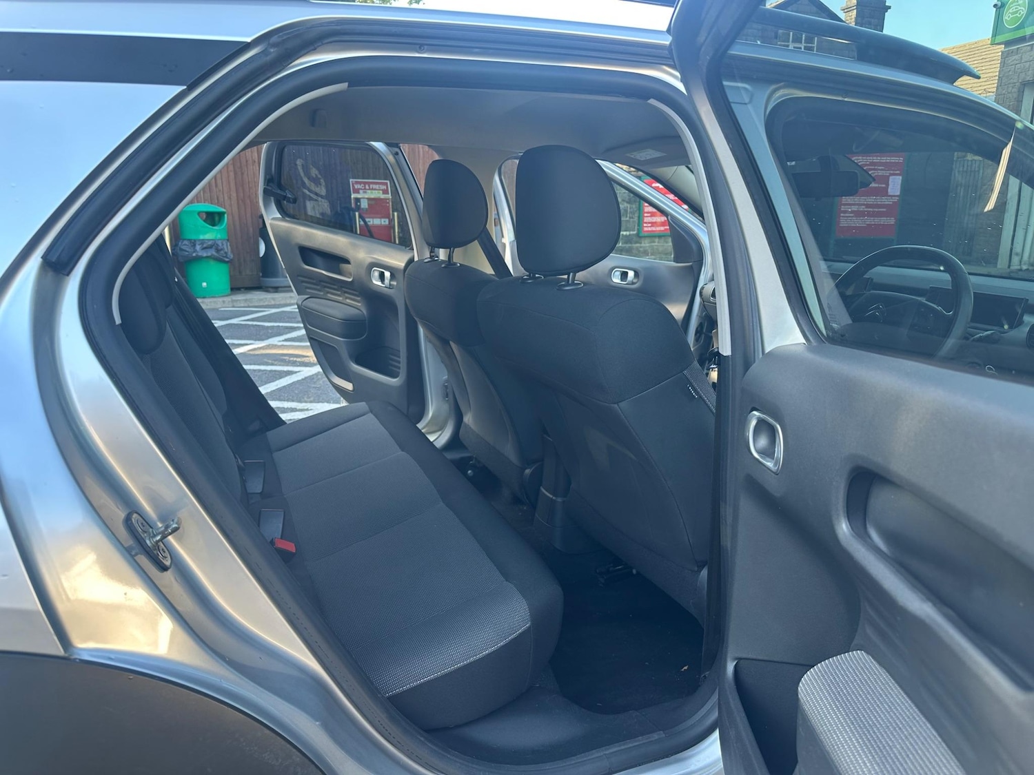 Used Citroen C4 Cactus 2015 for sale - 76499925: Photo 16