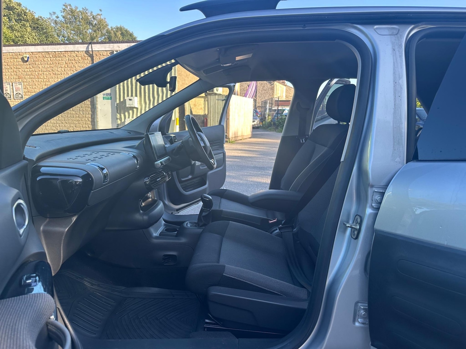 Used Citroen C4 Cactus 2015 for sale - 76499925: Photo 21