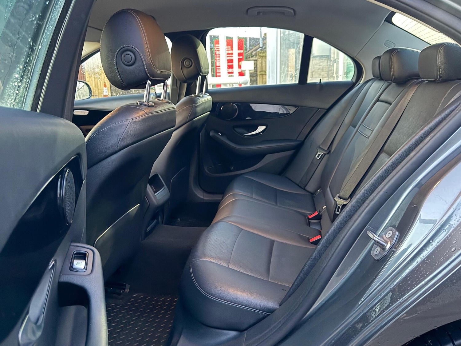 Used Mercedes-Benz C Class 2016 for sale - 76633530: Photo 25