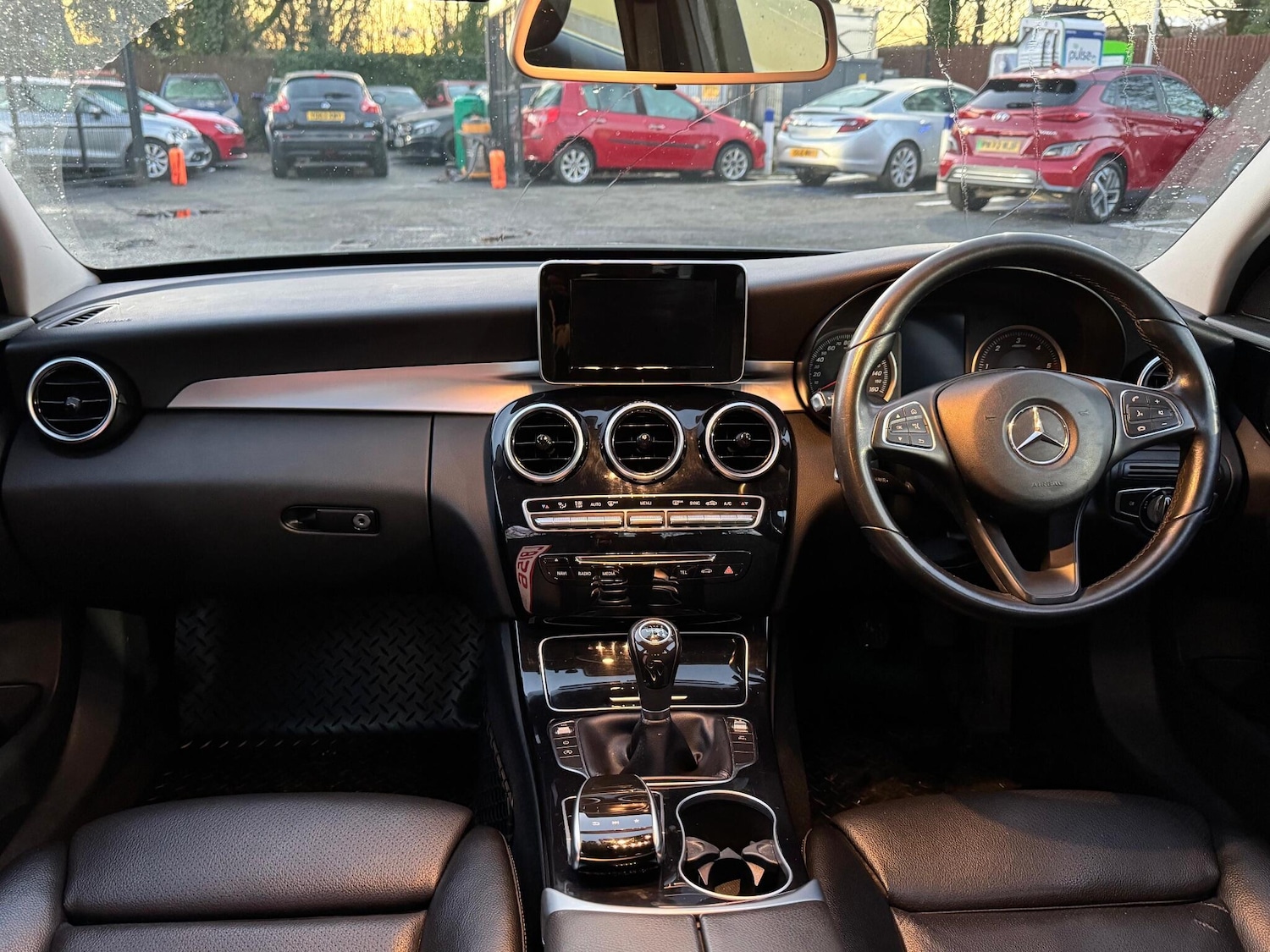 Used Mercedes-Benz C Class 2016 for sale - 76633530: Photo 29