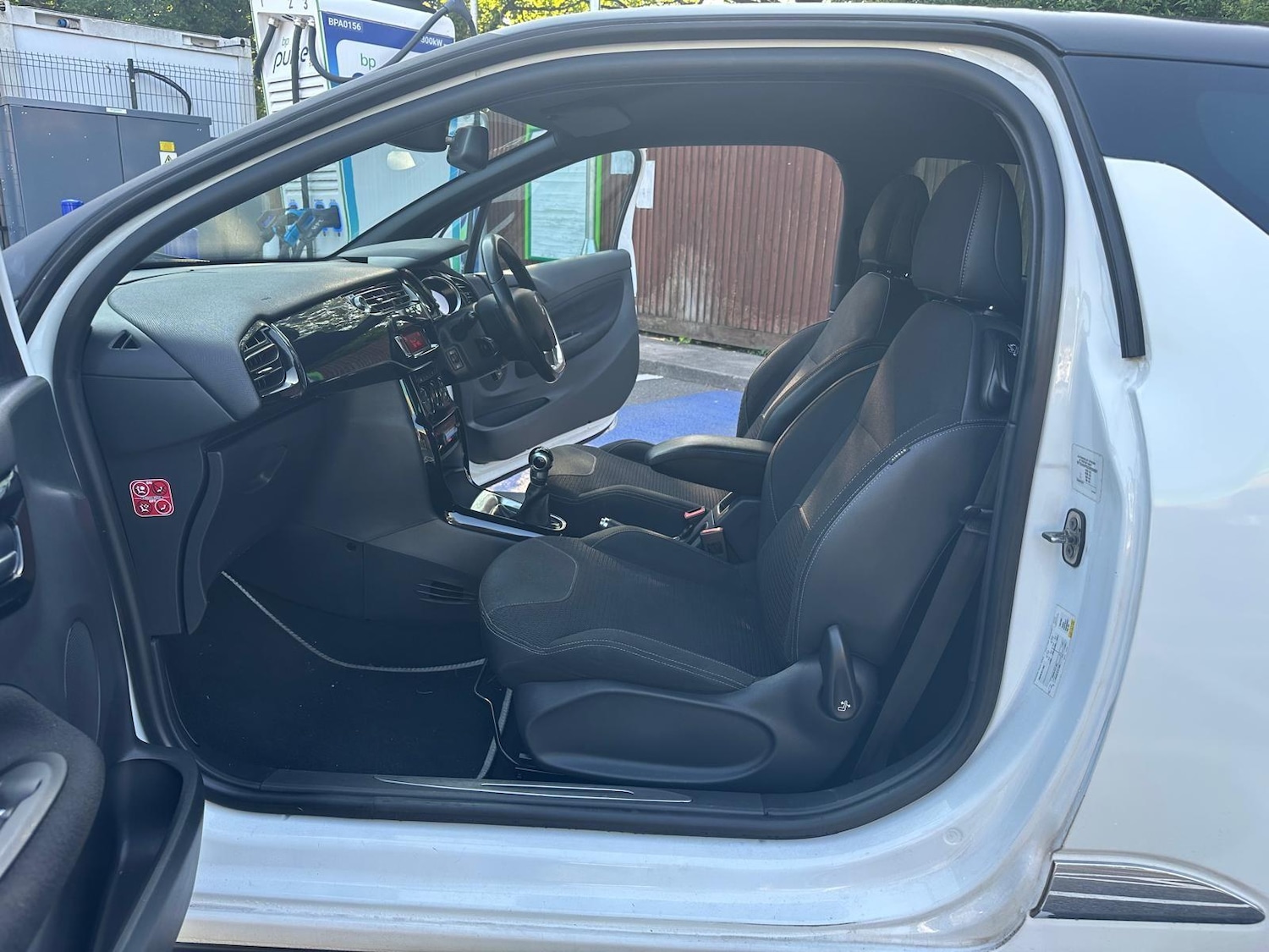 Used Citroen DS3 2013 for sale - 76990232: Photo 15