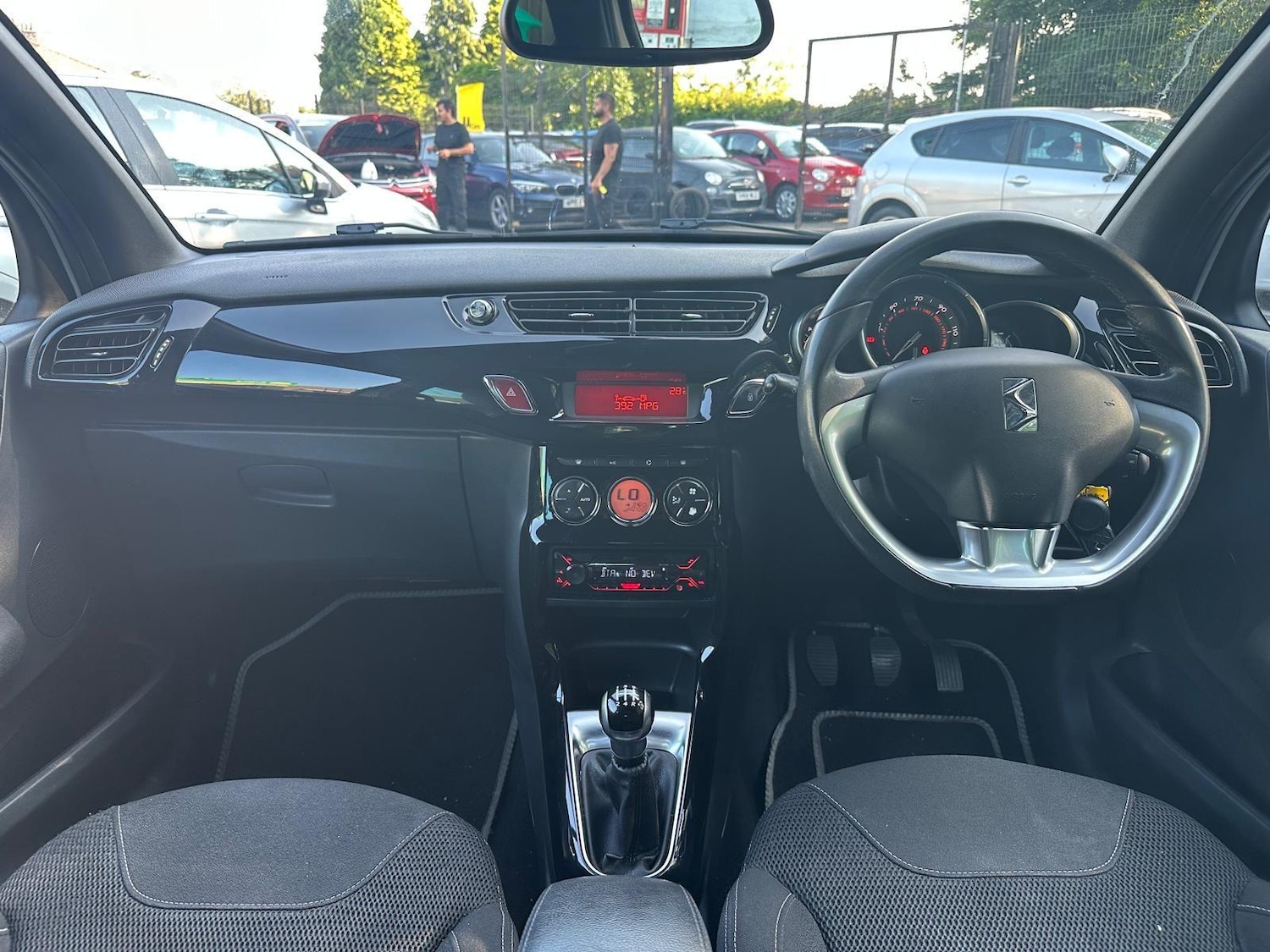 Used Citroen DS3 2013 for sale - 76990232: Photo 20