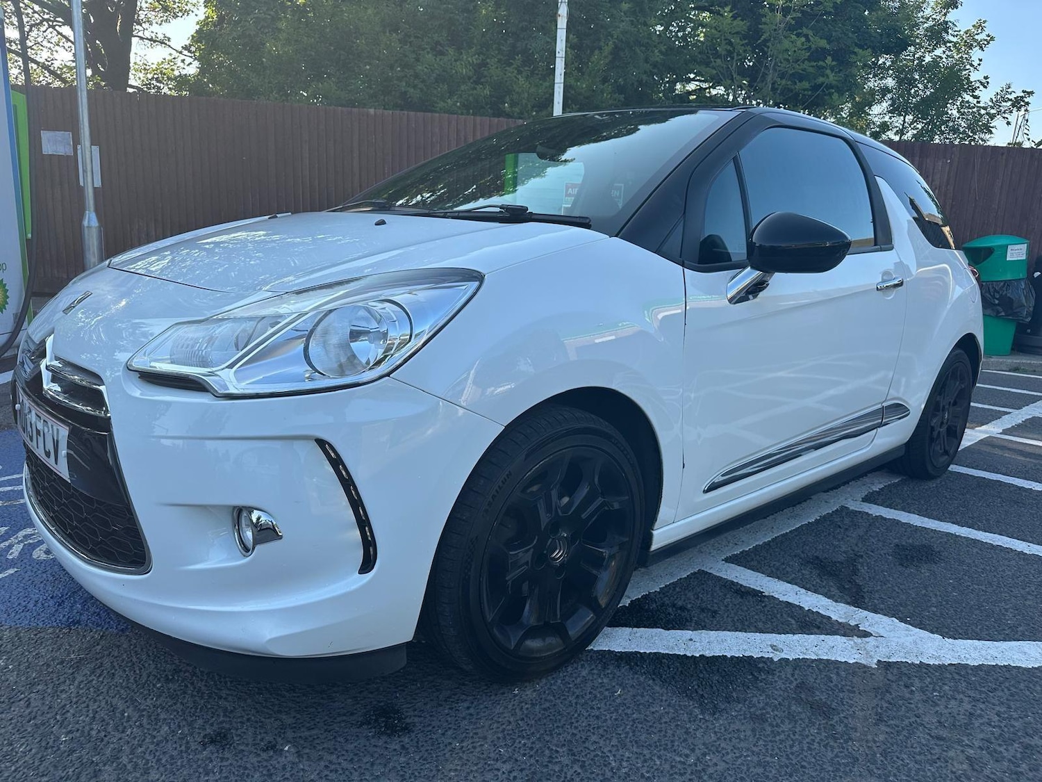 Used Citroen DS3 2013 for sale - 76990232: Photo 3