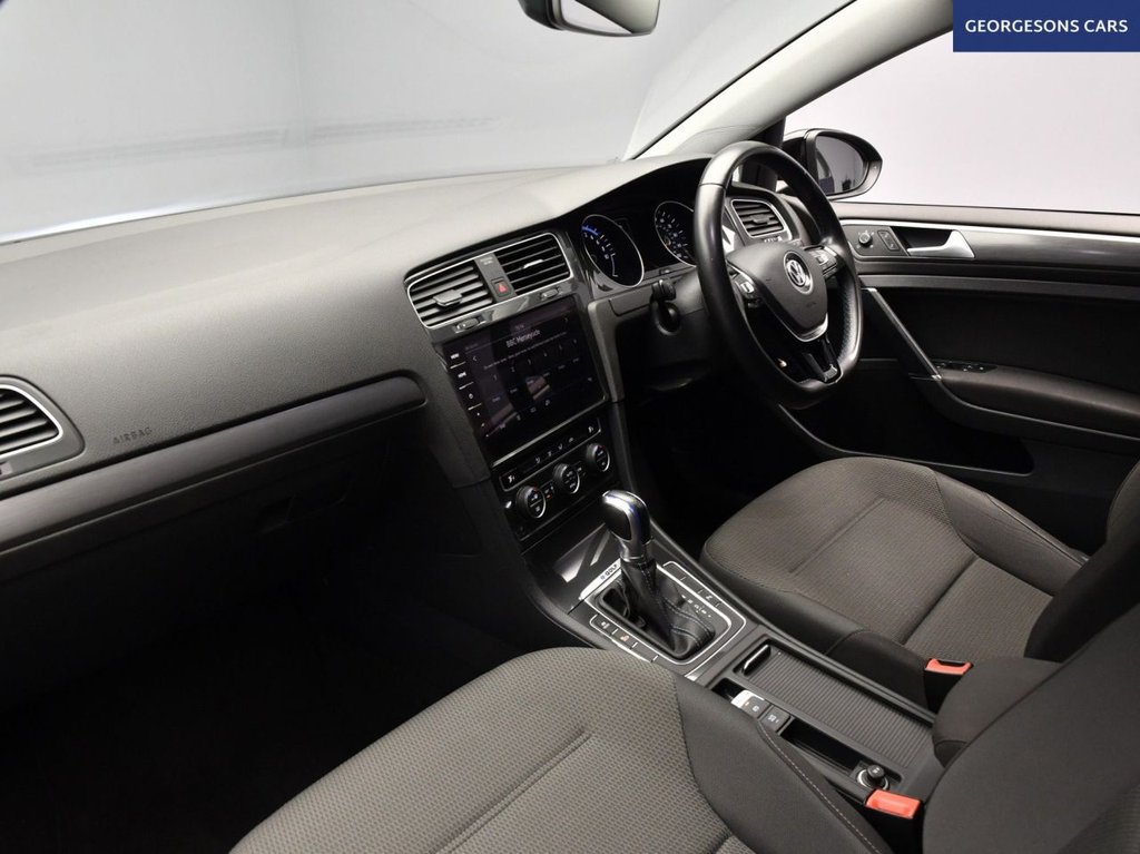 Used Volkswagen Golf 2019 for sale - 76546553: Photo 10