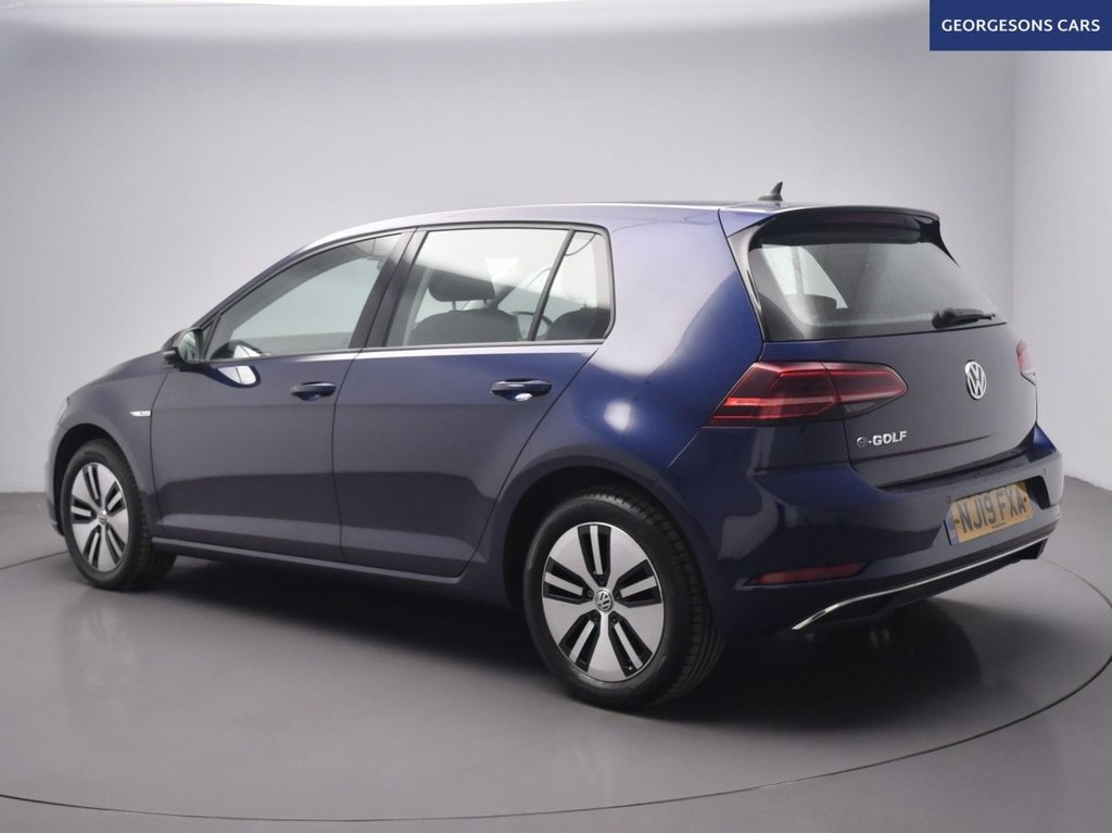 Used Volkswagen Golf 2019 for sale - 76546553: Photo 2