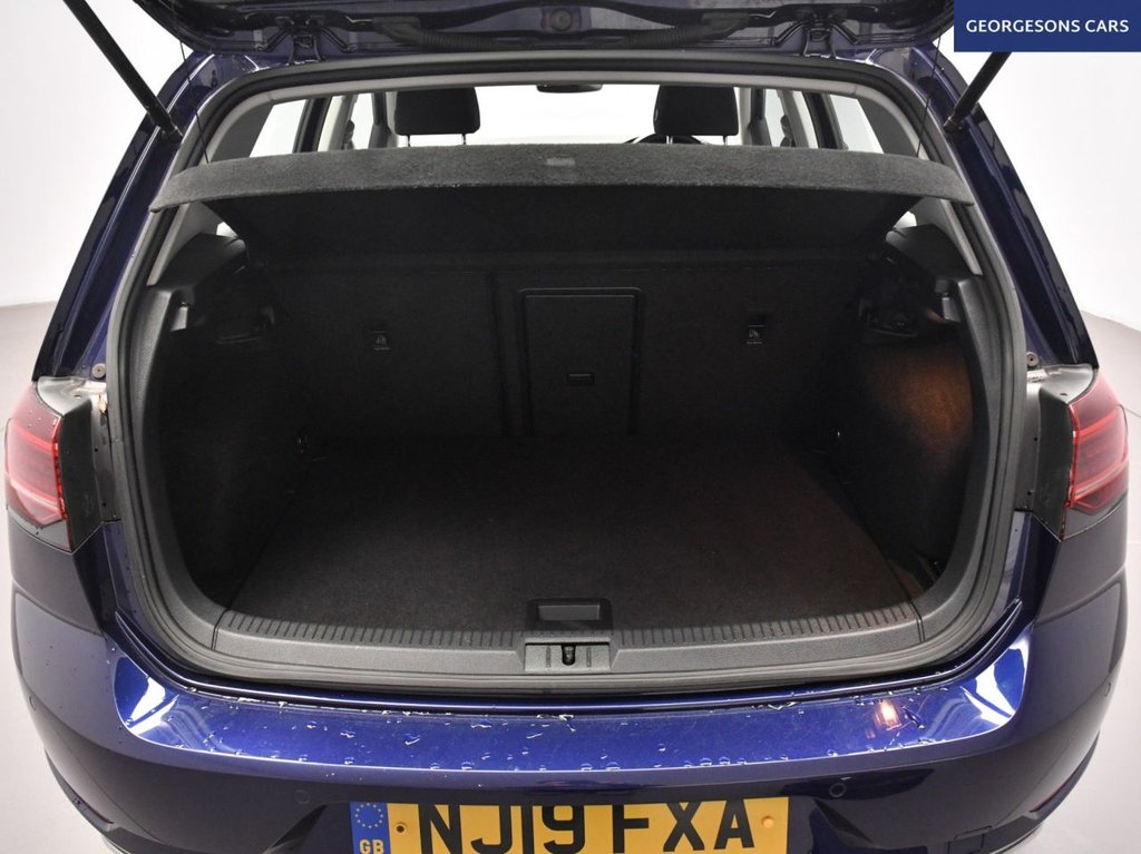 Used Volkswagen Golf 2019 for sale - 76546553: Photo 9