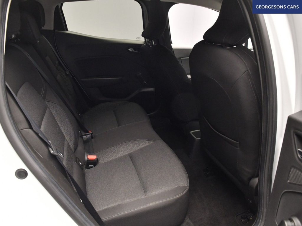 Used Renault Clio 2020 for sale - 77905135: Photo 14