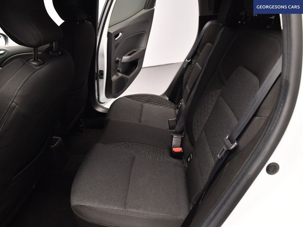 Used Renault Clio 2020 for sale - 77905135: Photo 15