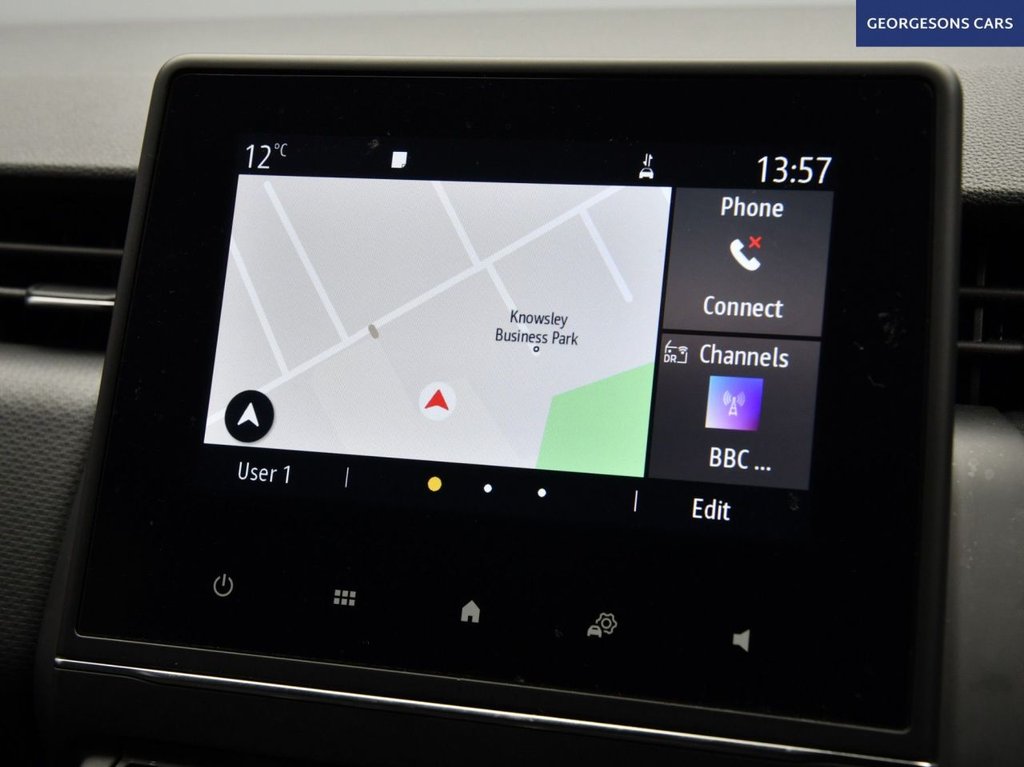 Used Renault Clio 2020 for sale - 77905135: Photo 21