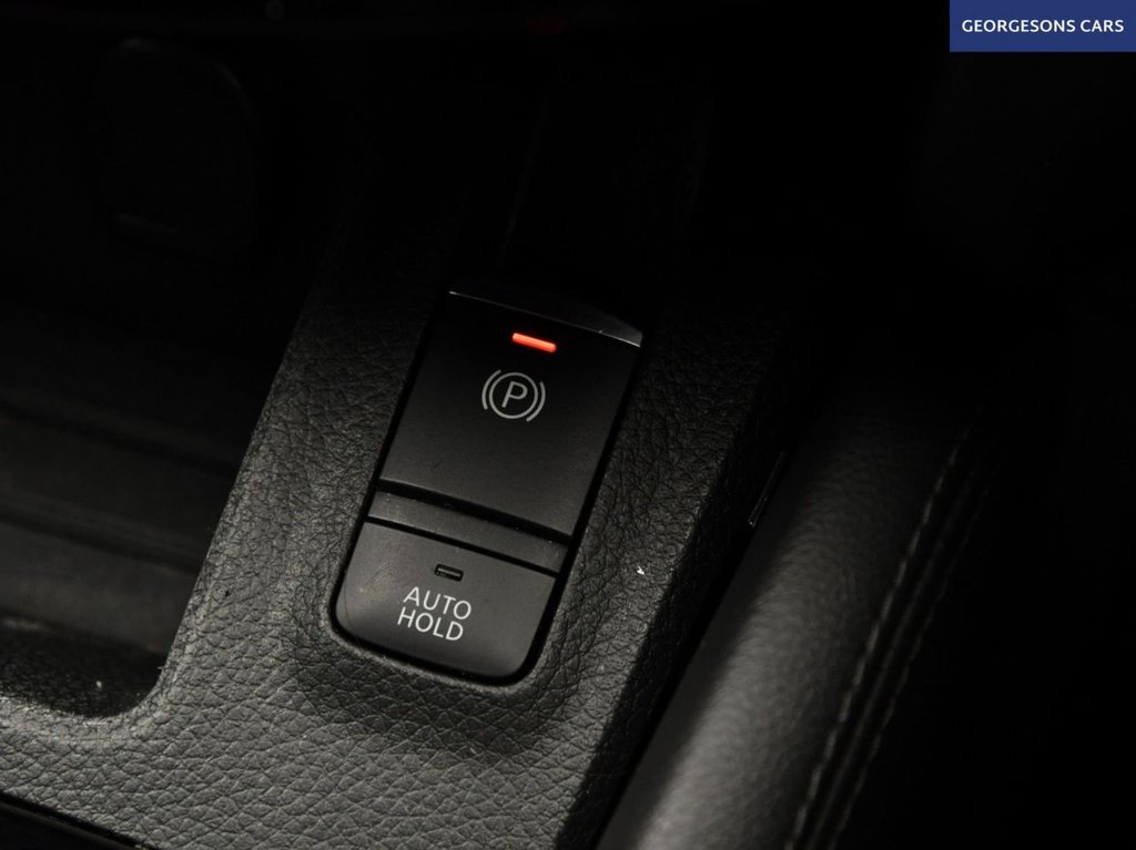 Used Nissan Qashqai 2017 for sale - 77533963: Photo 28