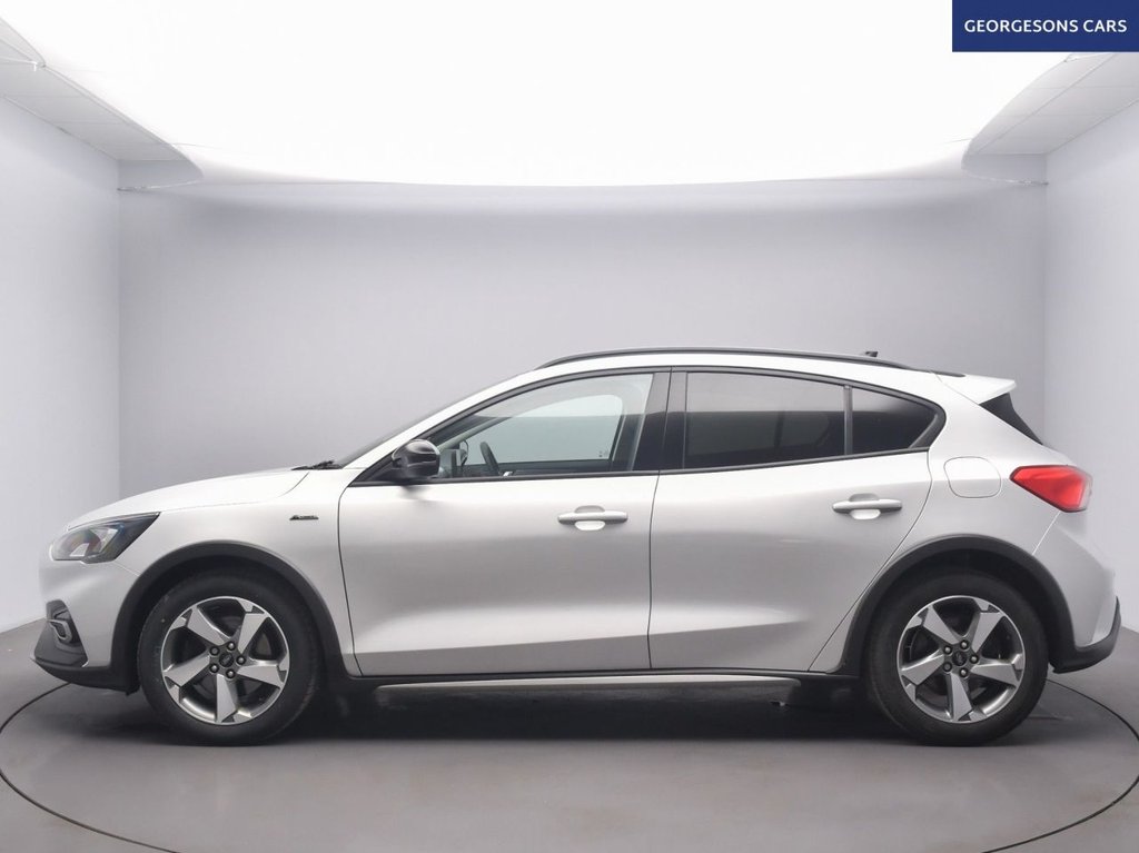 Used Ford Focus 2020 for sale - 76406210: Photo 3