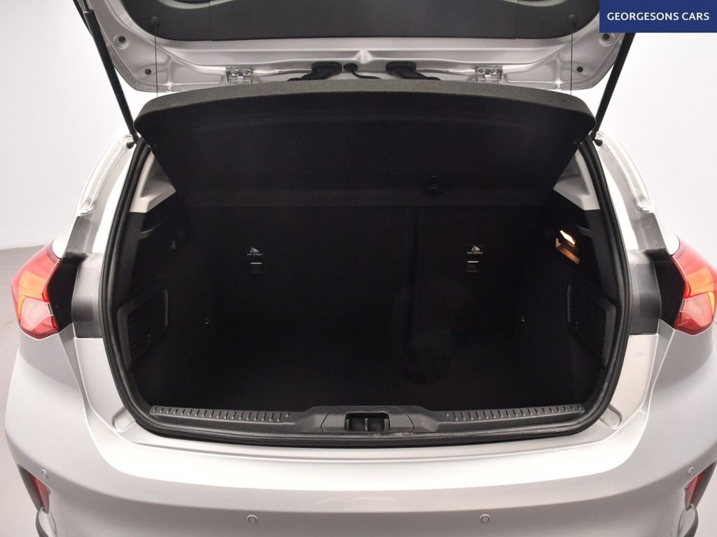 Used Ford Focus 2020 for sale - 76406210: Photo 9