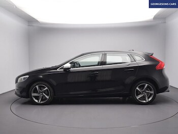 Used Volvo V40 2015 for sale - 78153720: Photo
