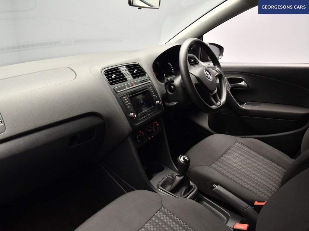 Used Volkswagen Polo 2015 for sale - 77262930: Photo 10