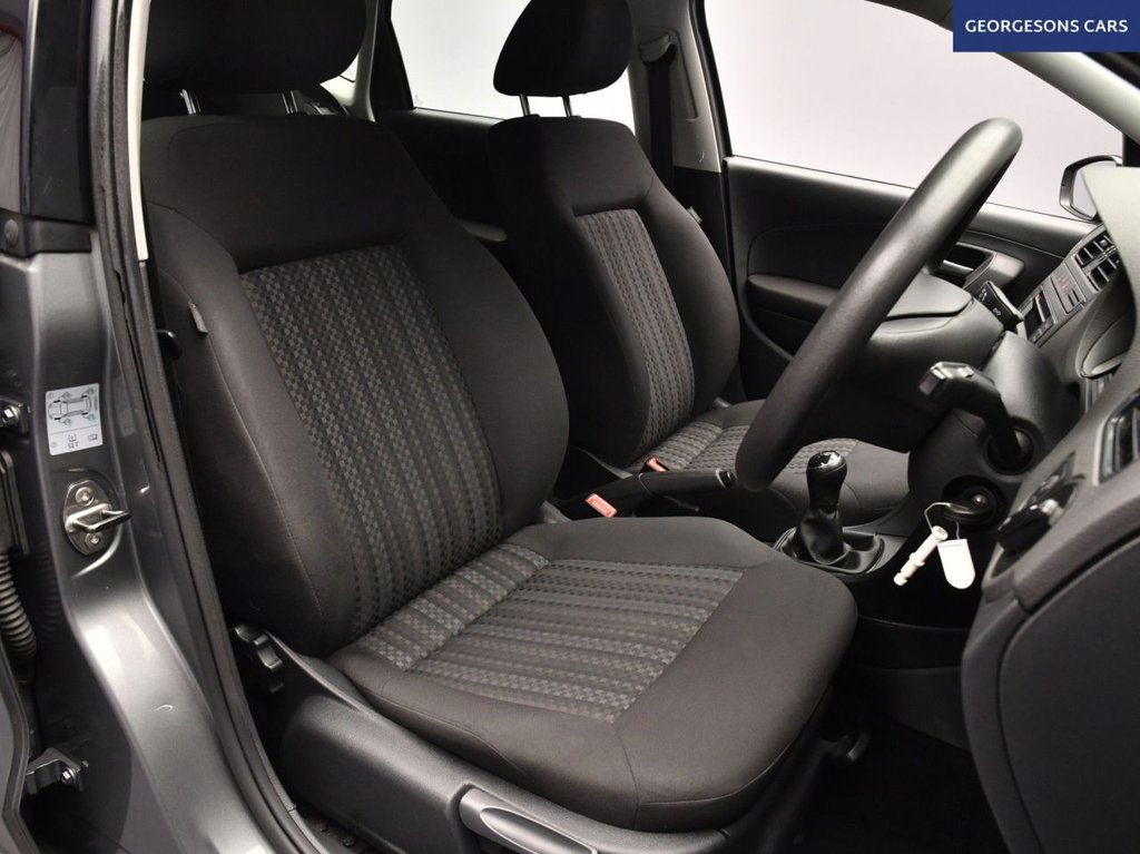 Used Volkswagen Polo 2015 for sale - 77262930: Photo 13