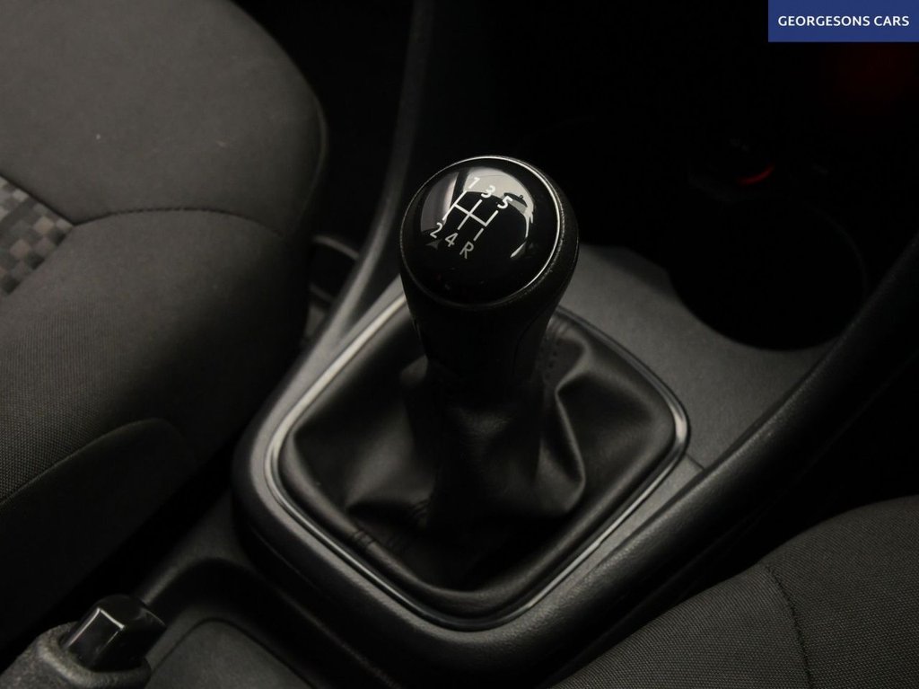 Used Volkswagen Polo 2015 for sale - 77262930: Photo 18