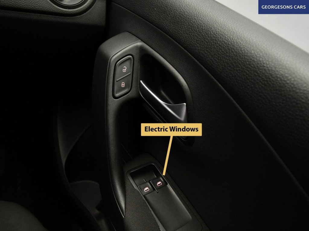 Used Volkswagen Polo 2015 for sale - 77262930: Photo 25