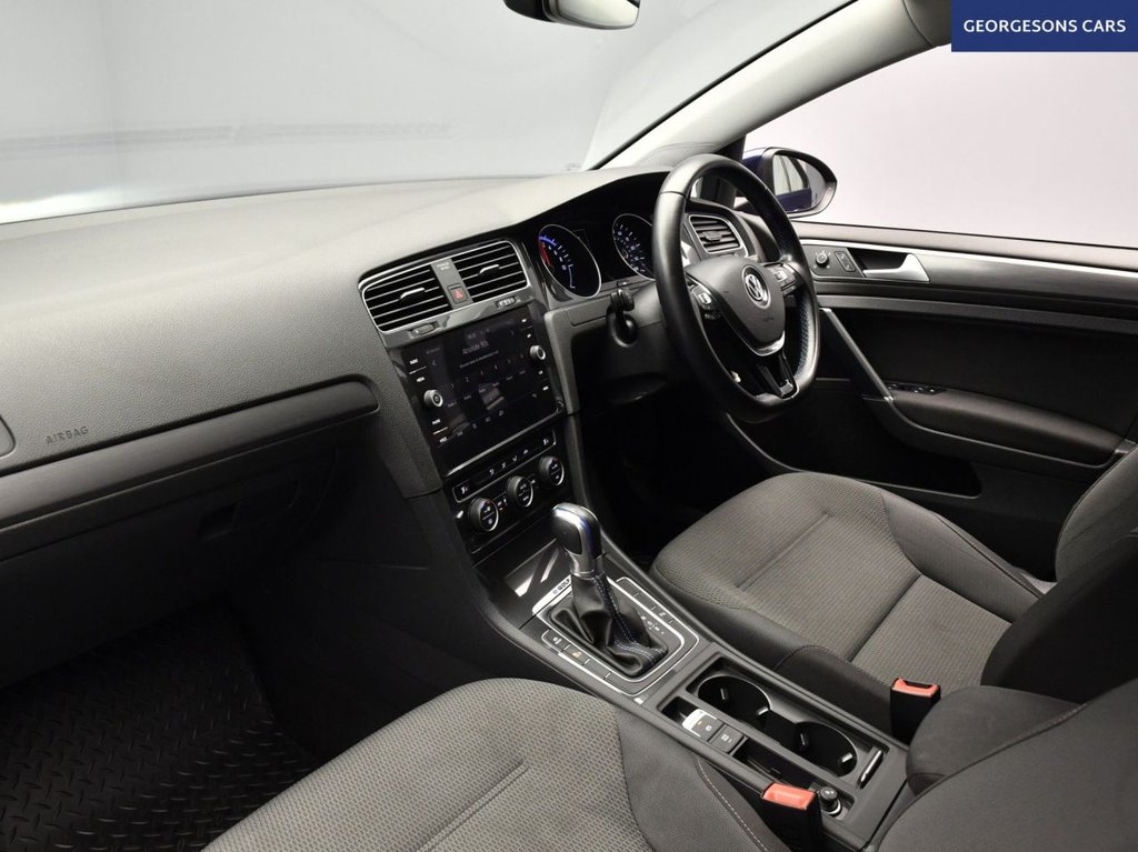 Used Volkswagen Golf 2019 for sale - 77463701: Photo 10