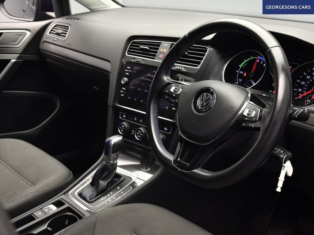 Used Volkswagen Golf 2019 for sale - 77463701: Photo 11