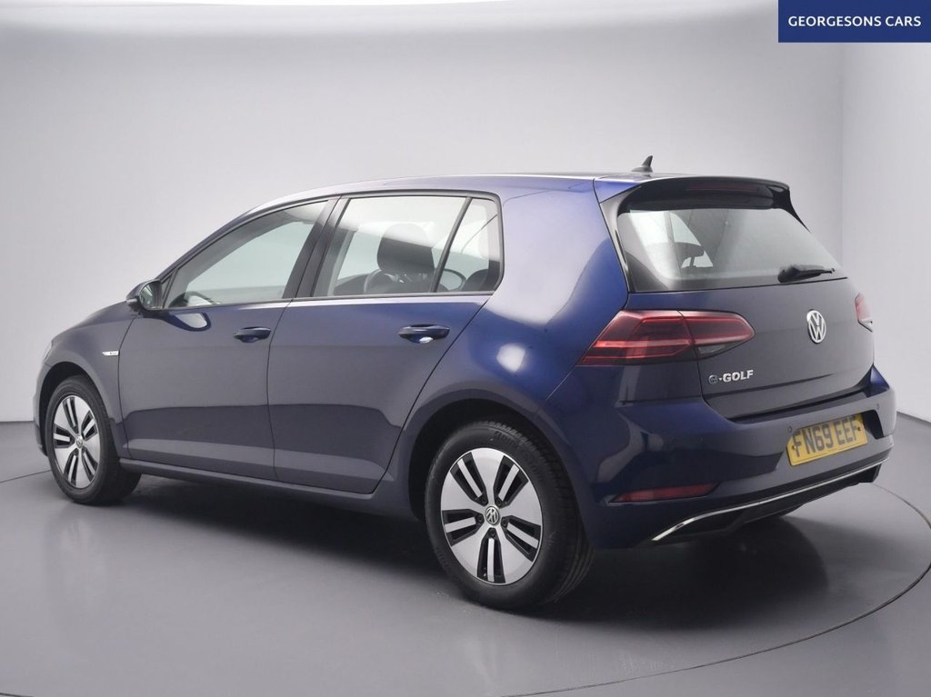 Used Volkswagen Golf 2019 for sale - 77463701: Photo 2