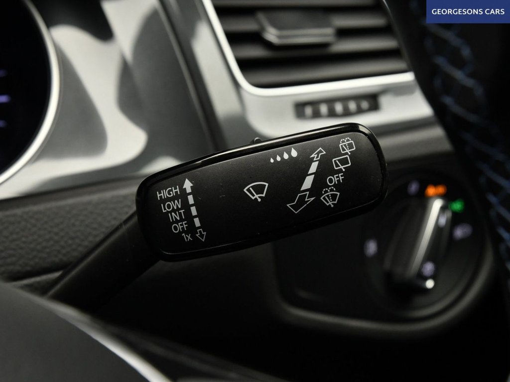 Used Volkswagen Golf 2019 for sale - 77463701: Photo 31